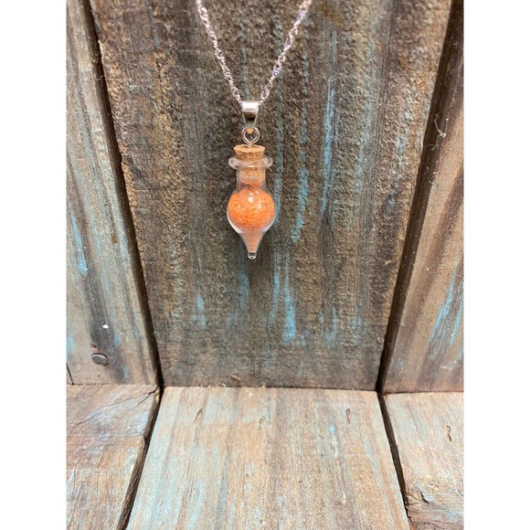 Carnelian crystal sand necklace on 24” wavy stainless steel chain - Picture 1 of 2
